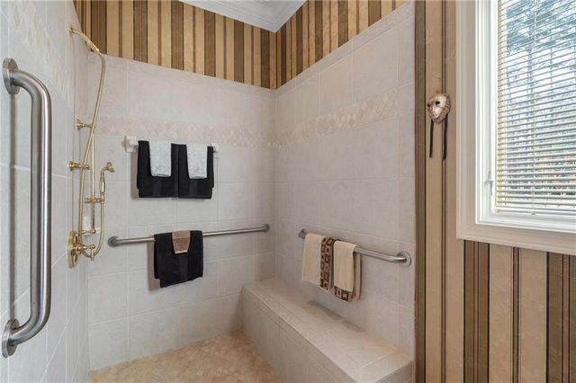 1240 Lake Drive, Greensboro, GA 30642