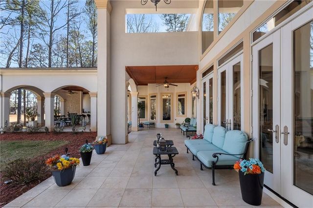 1240 Lake Drive, Greensboro, GA 30642