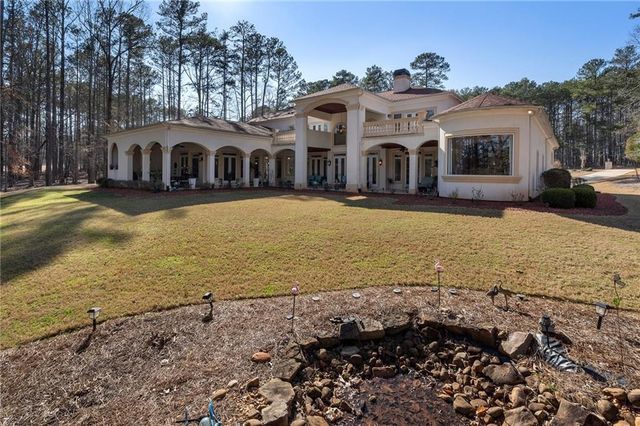 1240 Lake Drive, Greensboro, GA 30642