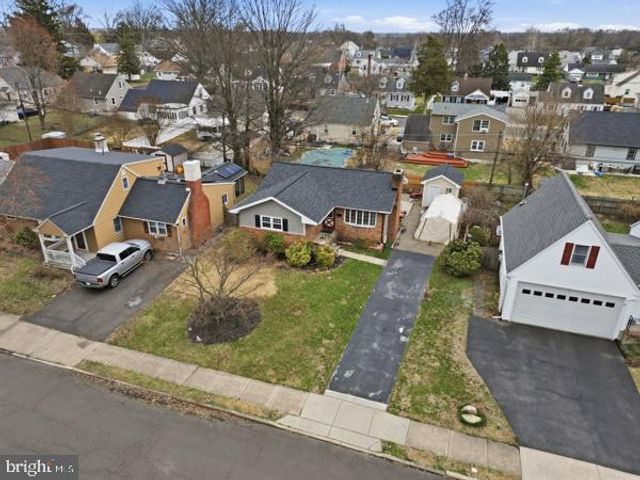 331 OSBORNE AVE, Morrisville, PA 19067