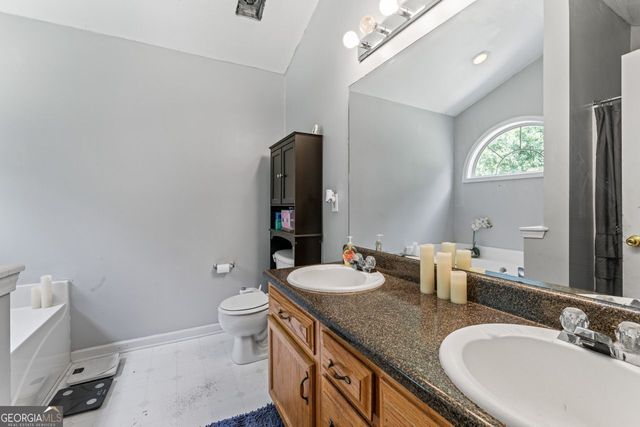 5832 Whitney Way, Rex, GA 30273