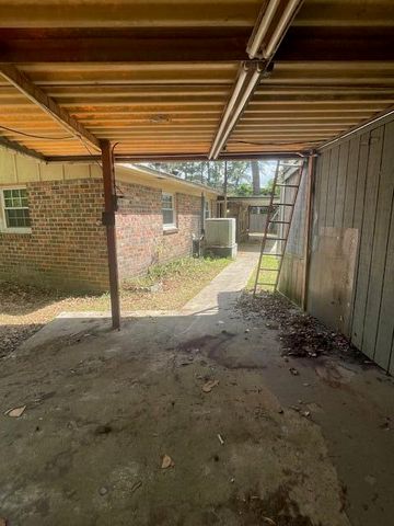 331 Sprucewood Drive, Summerville, SC 29485