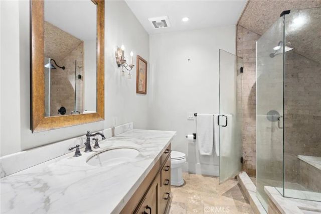 2100 Crestview Drive, Laguna Beach, CA 92651