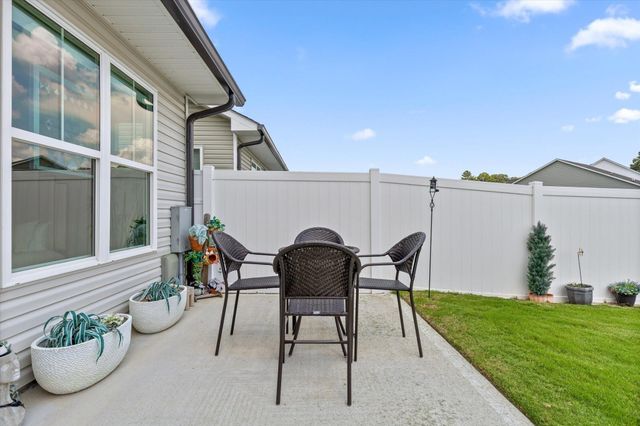 8876 James Creek Drive, Ooltewah, TN 37363