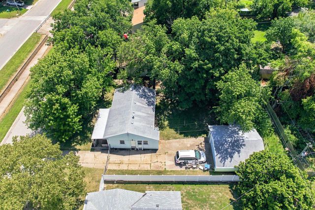 837 N Westview, Derby, KS 67037