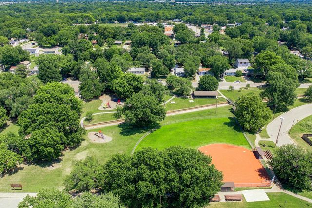 837 N Westview, Derby, KS 67037