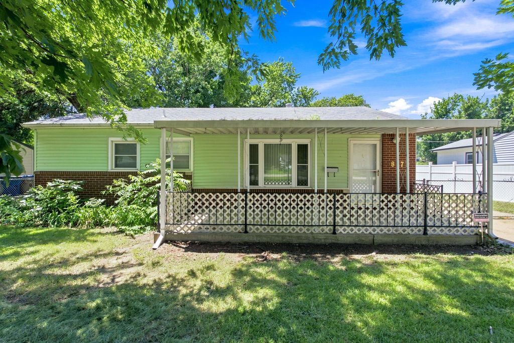 837 N Westview, Derby, KS 67037