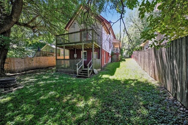 718 N Broadway Street, Leavenworth, KS 66048