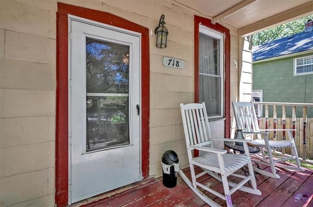 718 N Broadway Street, Leavenworth, KS 66048