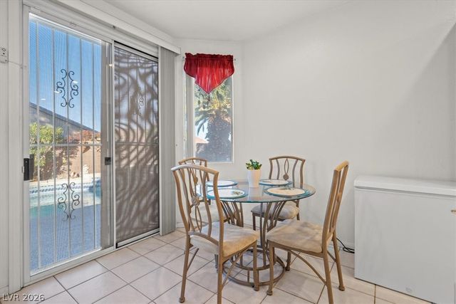 10212 Crystal Cloud Avenue, Las Vegas, NV 89129