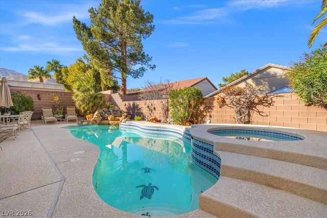 10212 Crystal Cloud Avenue, Las Vegas, NV 89129