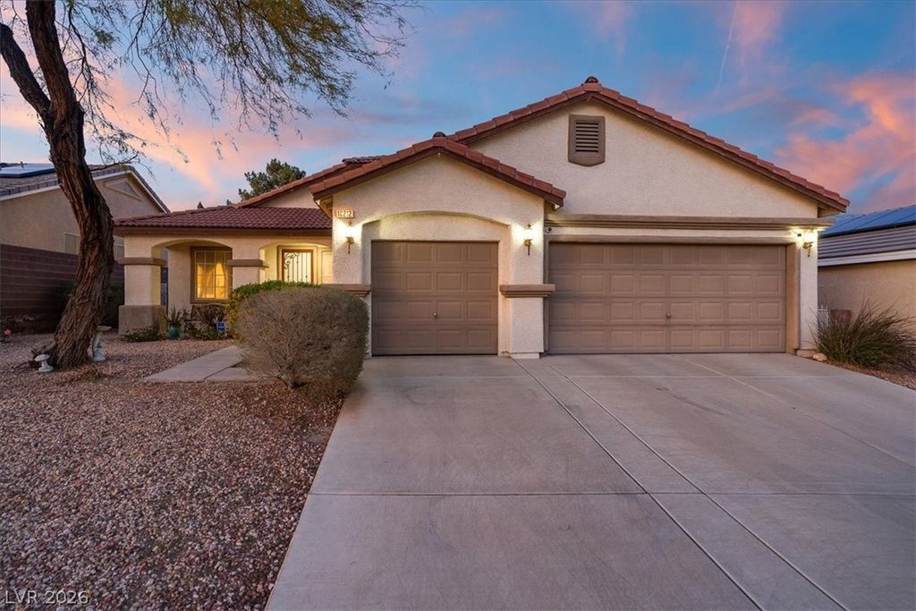 10212 Crystal Cloud Avenue, Las Vegas, NV 89129