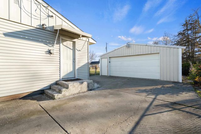 8002 E INDIANA Ave, Spokane Valley, WA 99212