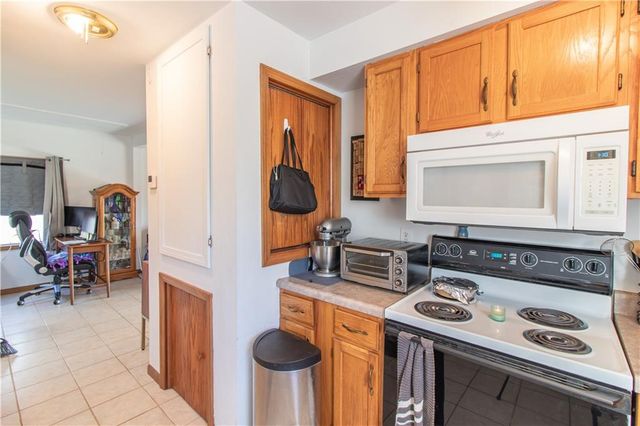 267 Long Acres Drive, Sunrise Beach, MO 65079