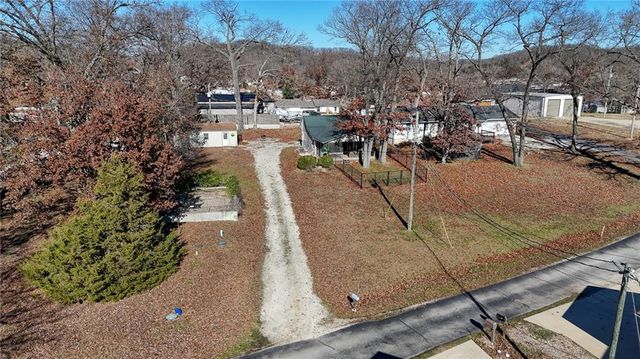 267 Long Acres Drive, Sunrise Beach, MO 65079