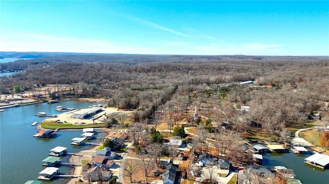 267 Long Acres Drive, Sunrise Beach, MO 65079