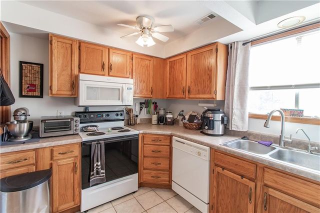 267 Long Acres Drive, Sunrise Beach, MO 65079