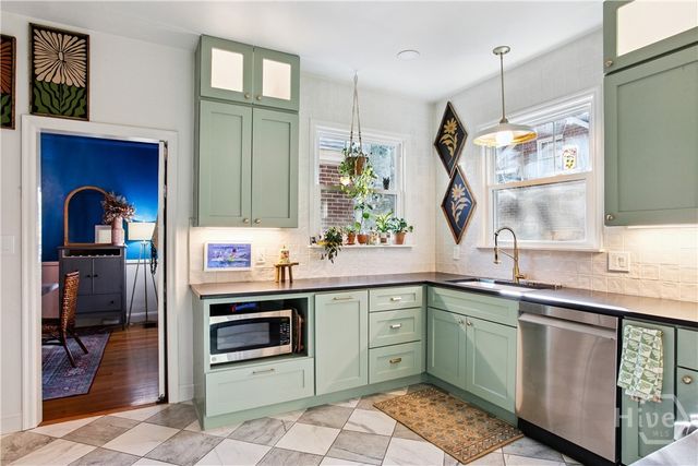 628 E 57th Street, Savannah, GA 31405