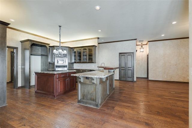 2605 NW 153rd Street, Edmond, OK 73013