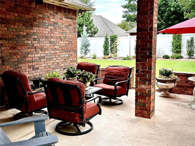 2605 NW 153rd Street, Edmond, OK 73013