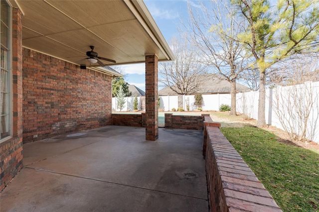 2605 NW 153rd Street, Edmond, OK 73013