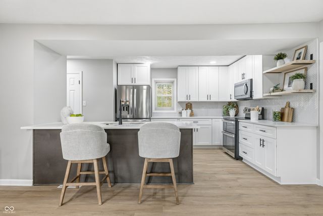 712 E Main Street, Carmel, IN 46032