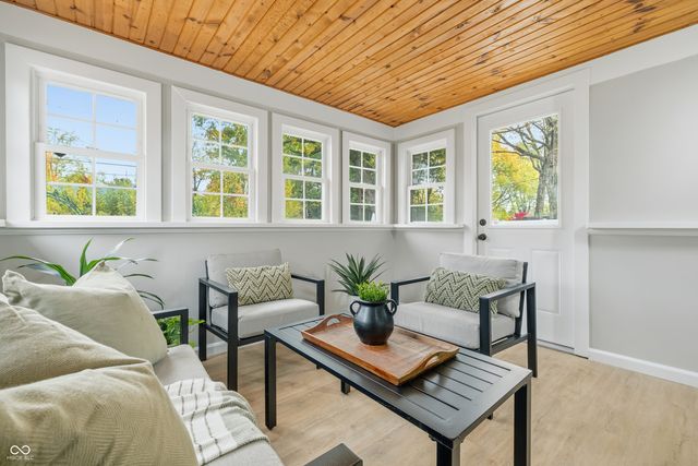 712 E Main Street, Carmel, IN 46032