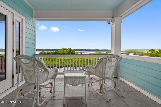 4130 Ireland Street, Bay Saint Louis, MS 39520