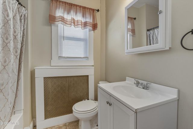 13 Cleveland Street, Albany, NY 12206