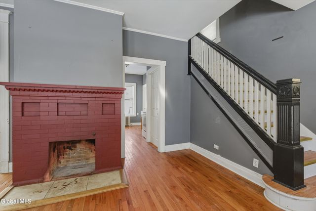 13 Cleveland Street, Albany, NY 12206