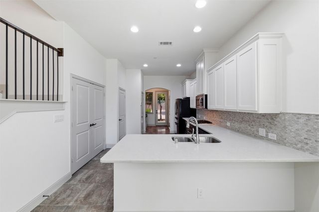 7200 Mitchell Drive, Mckinney, TX 75070