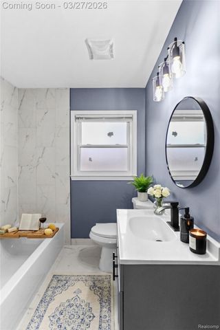 24241 Coolidge Highway, Oak Park, MI 48237