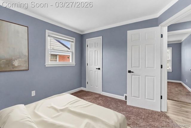 24241 Coolidge Highway, Oak Park, MI 48237