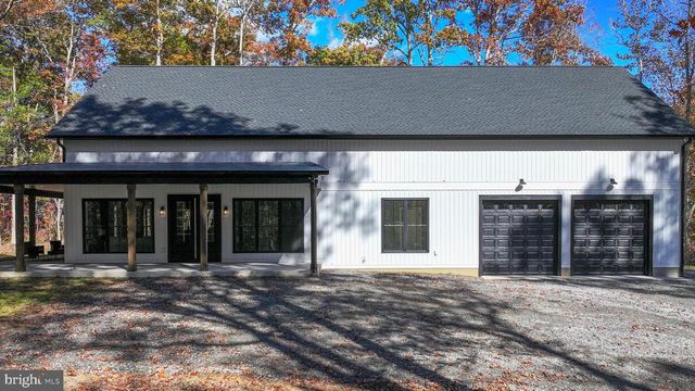 375 EQUESTRIAN LANDING TRL, Bumpass, VA 23024