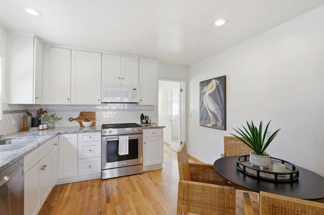 212 Darwin Street, Santa Cruz, CA 95062