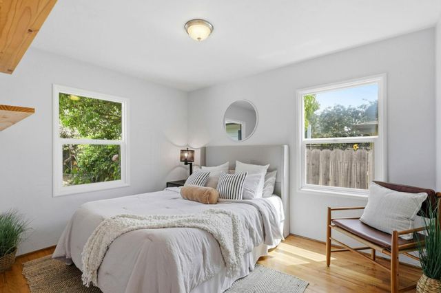212 Darwin Street, Santa Cruz, CA 95062
