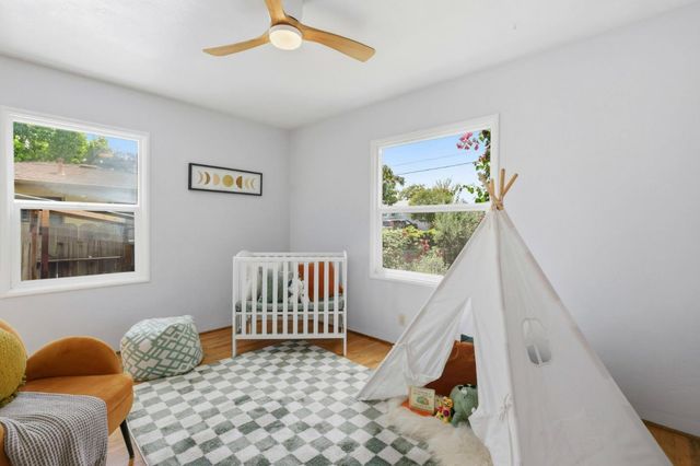 212 Darwin Street, Santa Cruz, CA 95062
