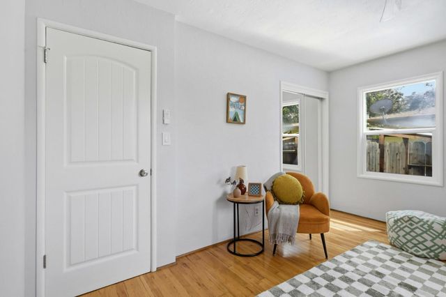 212 Darwin Street, Santa Cruz, CA 95062