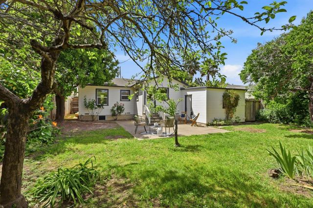 212 Darwin Street, Santa Cruz, CA 95062