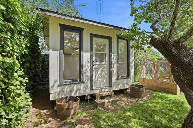 212 Darwin Street, Santa Cruz, CA 95062
