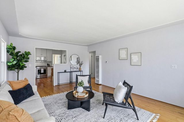 212 Darwin Street, Santa Cruz, CA 95062