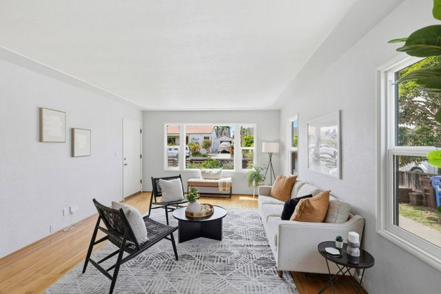 212 Darwin Street, Santa Cruz, CA 95062