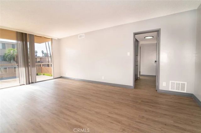 6979 Palm Court N 242, Riverside, CA 92506