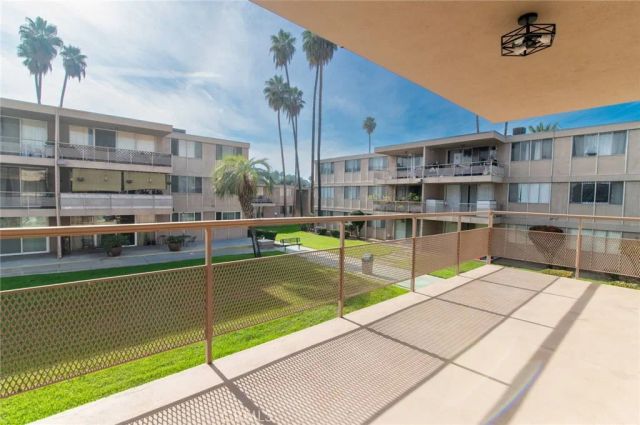 6979 Palm Court N 242, Riverside, CA 92506