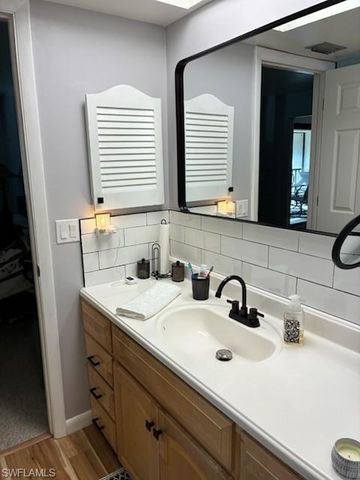 4955 Pepper CIR # B207, Naples, FL 34113