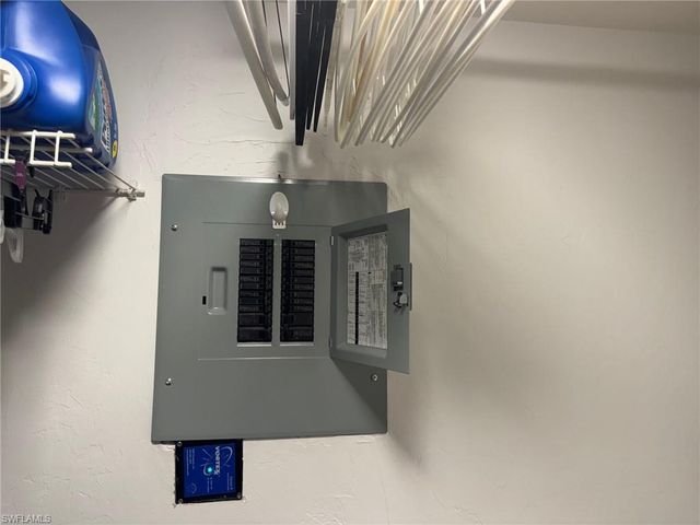 4955 Pepper CIR # B207, Naples, FL 34113