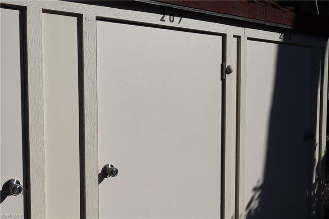 4955 Pepper CIR # B207, Naples, FL 34113