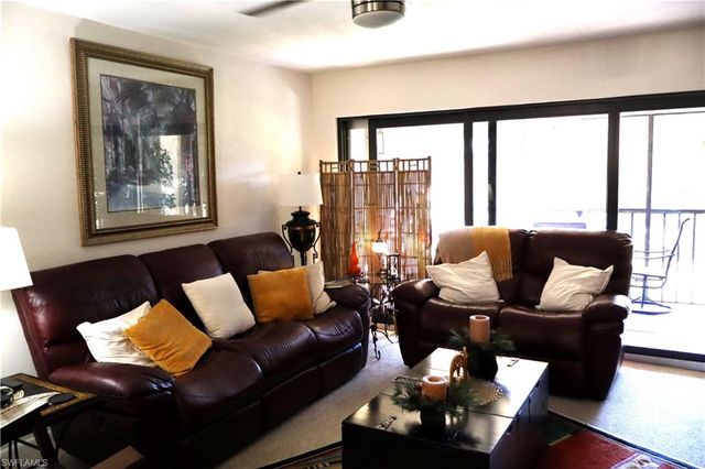 4955 Pepper CIR # B207, Naples, FL 34113