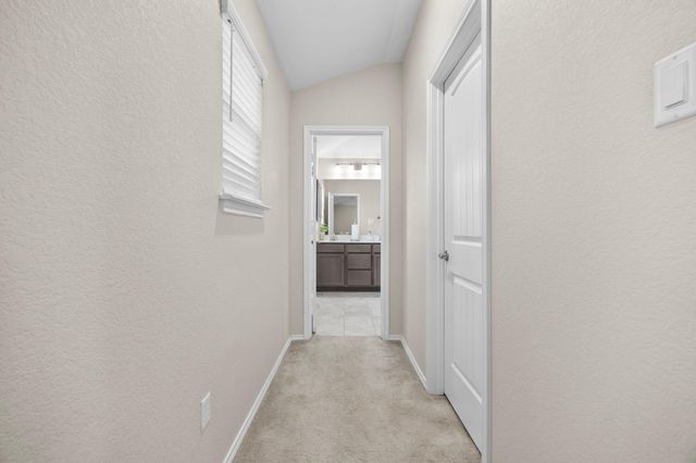 125 Danablu DR, Hutto, TX 78634