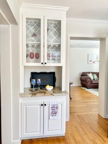 2 Poulnot Lane, Charleston, SC 29401